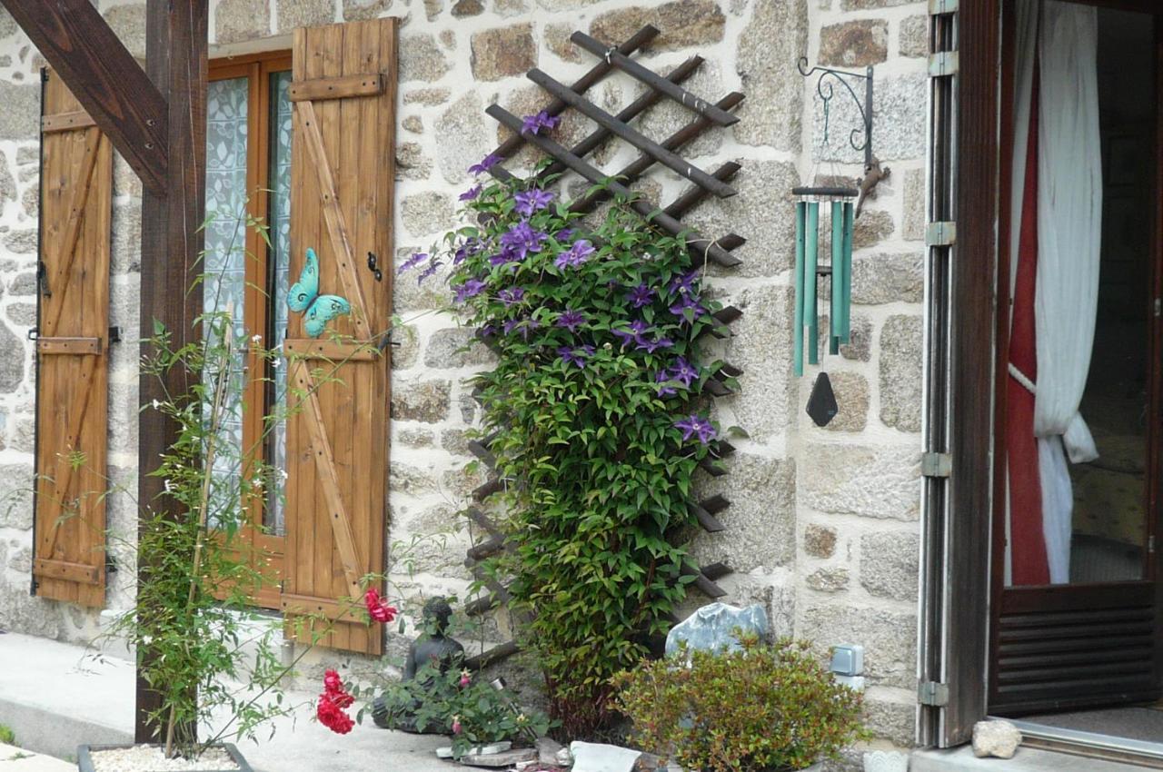 Bed and Breakfast Le Petit Papillon Eymoutiers  Экстерьер фото