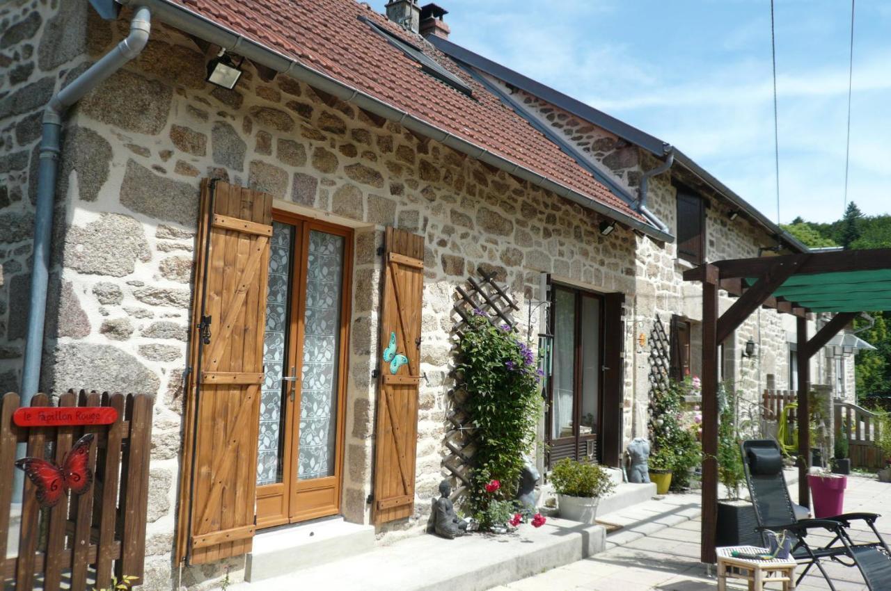 Bed and Breakfast Le Petit Papillon Eymoutiers  Экстерьер фото